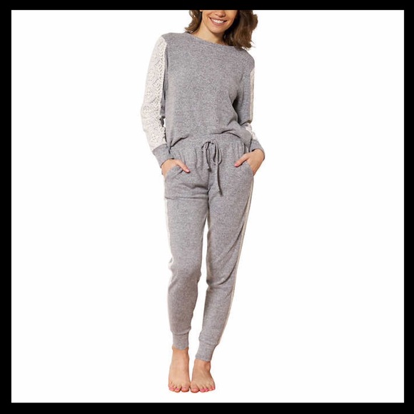 Flora Nikrooz 2 Piece Long Sleeve Lounge Set - Picture 4 of 6